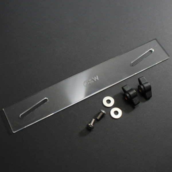 ACRYLIC DEPTH SLOT FOR FRETTING SAWS WITH SCREWS