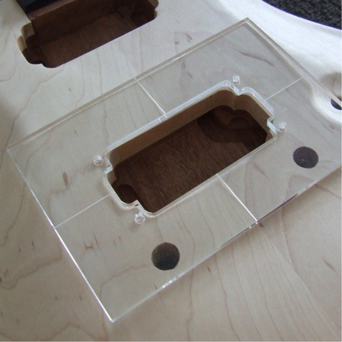 HUMBUCKER 7-STRING PICKUP TEMPLATE